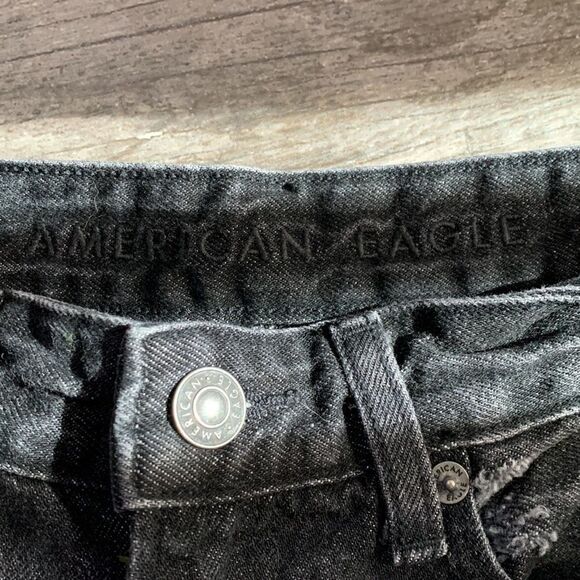 AMERICAN eagle black denim cut off shorts size 00. Faded color five pockets - Picture 4 of 10